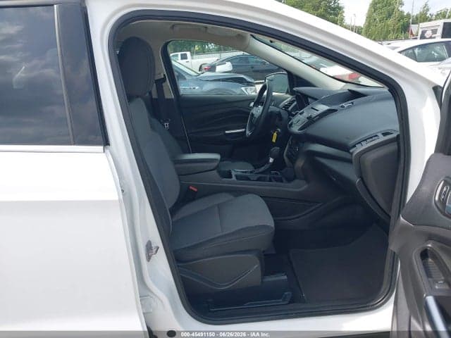 2017 FORD ESCAPE SE 5