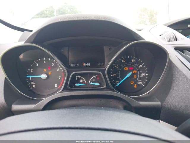 2017 FORD ESCAPE SE 7