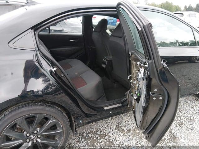 2023 TOYOTA COROLLA SE 8
