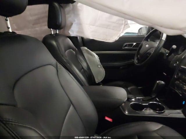 2018 FORD EXPLORER XLT 5