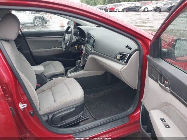 2017 HYUNDAI ELANTRA SE 5