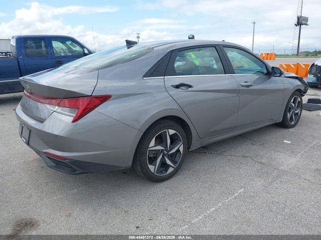 2023 HYUNDAI ELANTRA LIMITED 4