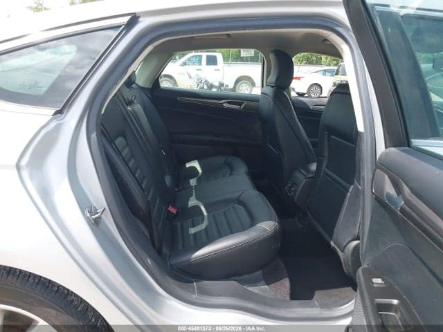 2017 FORD FUSION SE 8