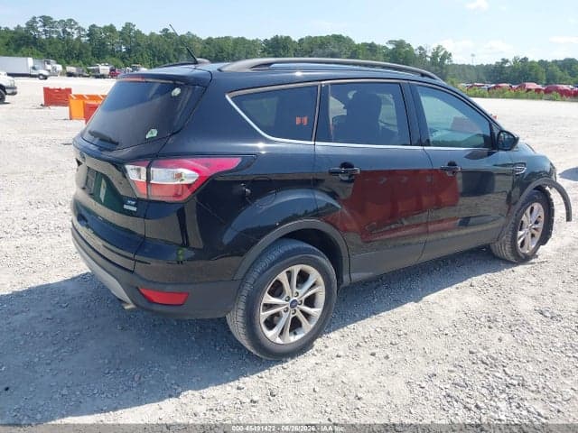 2018 FORD ESCAPE SE 4