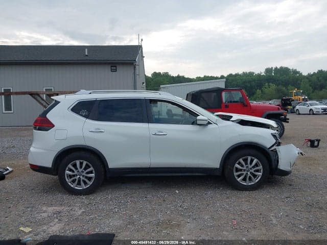 2018 NISSAN ROGUE SV 14