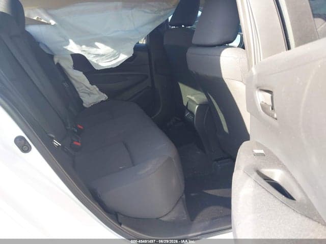 2024 TOYOTA COROLLA LE 8