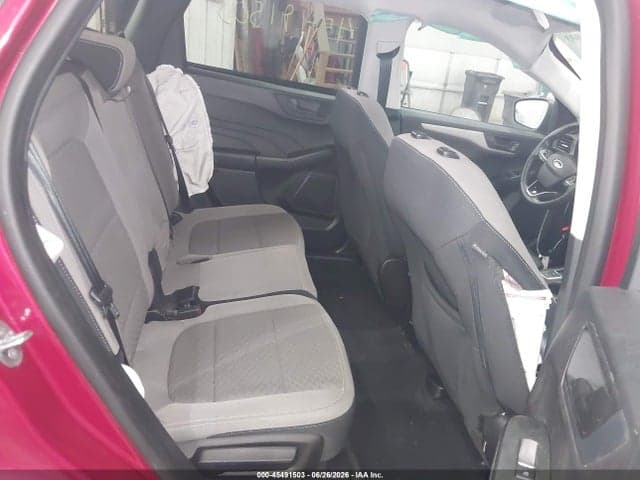 2022 FORD ESCAPE SE 8