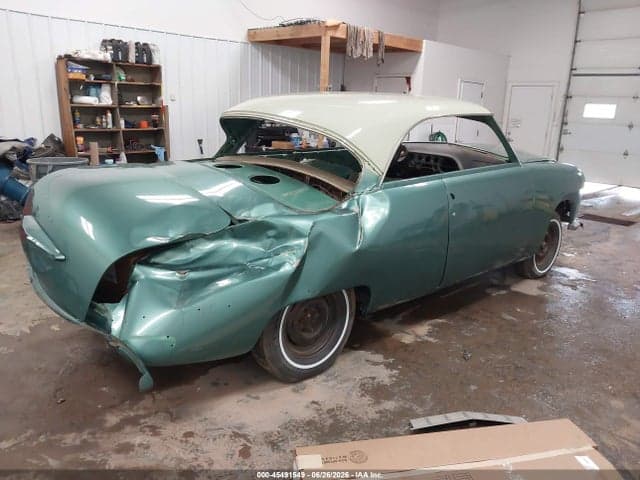 1951 FORD VICTORIA 4