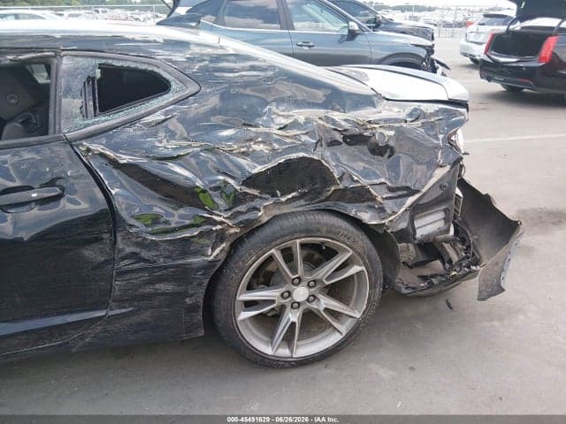 2019 CHEVROLET CAMARO 1LT 6