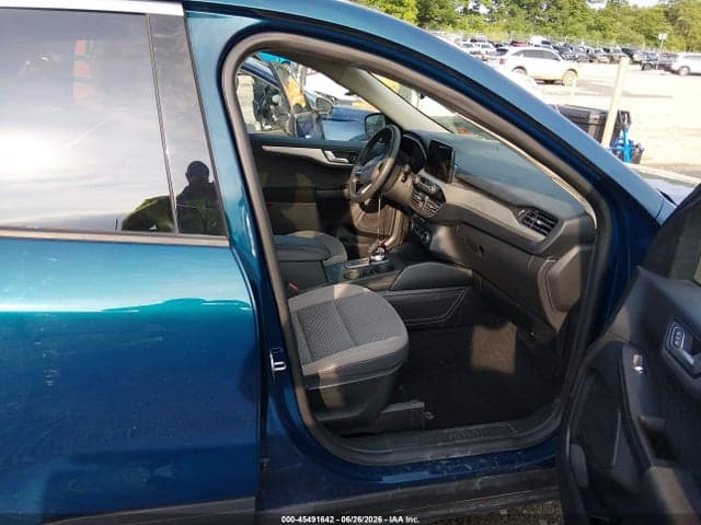 2020 FORD ESCAPE SE 5