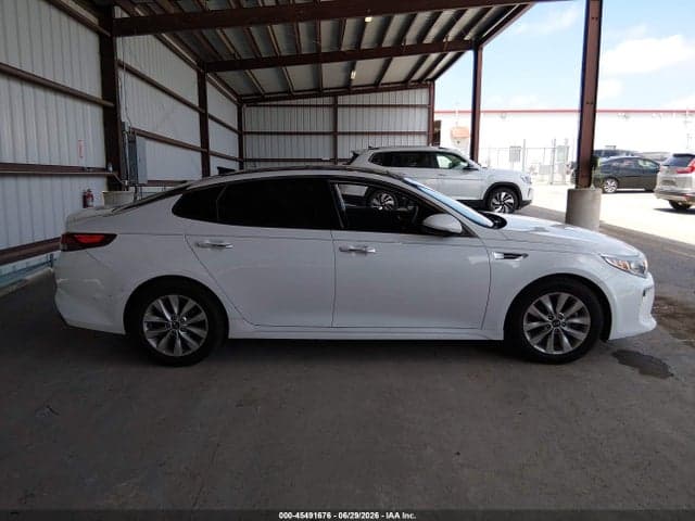 2018 KIA OPTIMA S 14