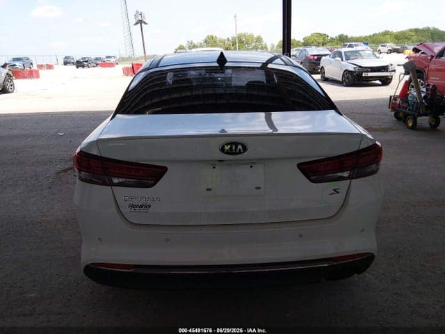 2018 KIA OPTIMA S 17