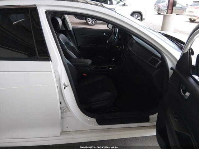 2018 KIA OPTIMA S 5