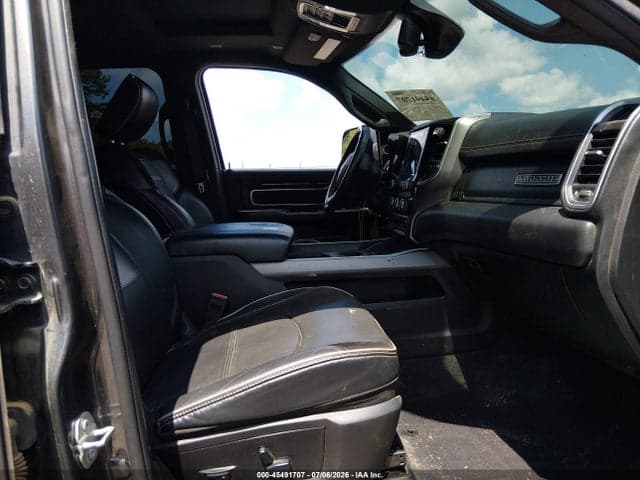 2020 RAM 2500 LARAMIE 4X4 6'4 BOX 5