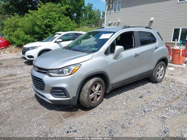 2017 CHEVROLET TRAX LT 2
