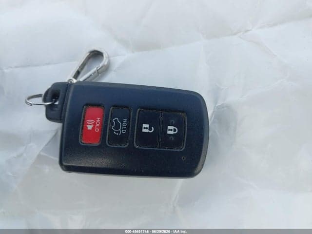 2017 TOYOTA RAV4 LIMITED 11