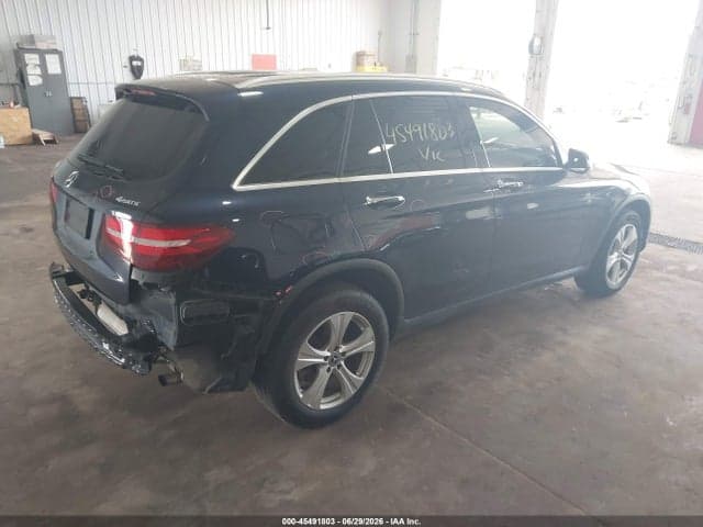 2018 MERCEDES-BENZ GLC 300 4MATIC 4
