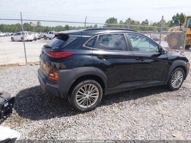 2020 HYUNDAI KONA SEL 4