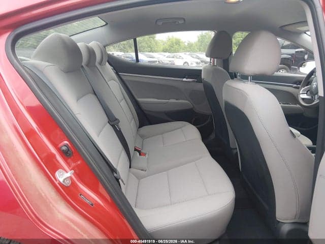 2020 HYUNDAI ELANTRA SE 8
