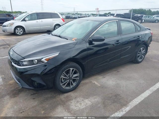 2023 KIA FORTE LXS 2