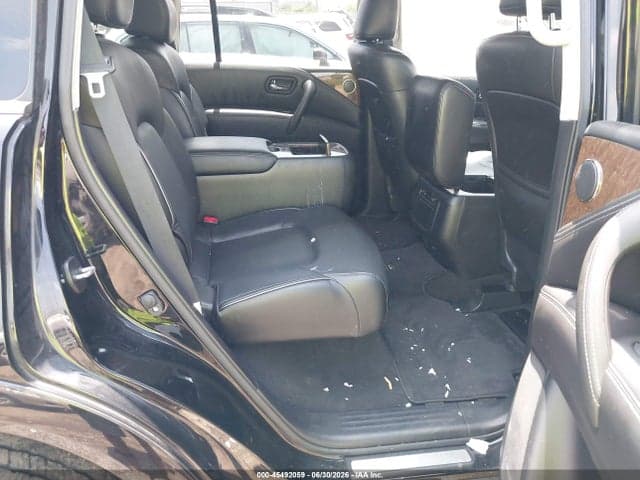 2017 INFINITI QX80 8