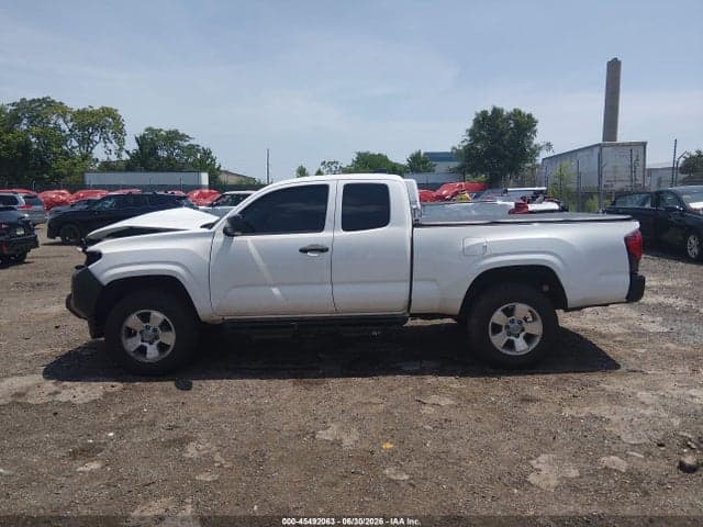 2022 TOYOTA TACOMA SR 14