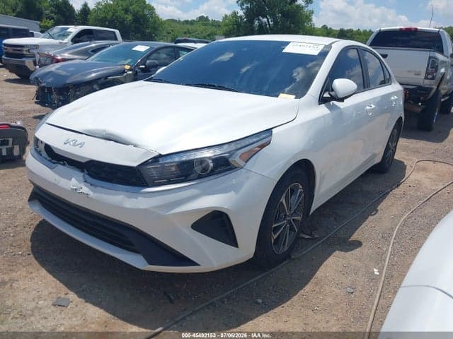 2023 KIA FORTE LXS 2