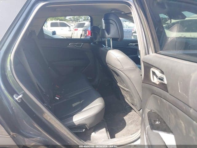 2024 KIA SPORTAGE EX 8