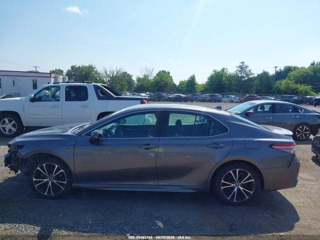 2019 TOYOTA CAMRY SE 15