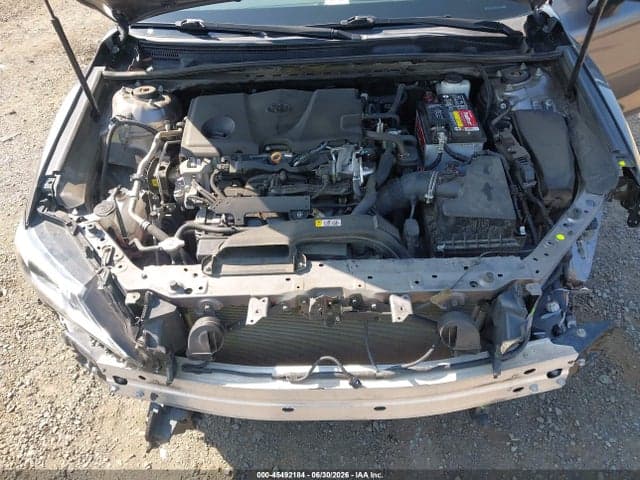 2019 TOYOTA CAMRY SE 10