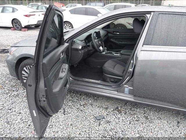 2025 NISSAN ALTIMA SV AWD 5