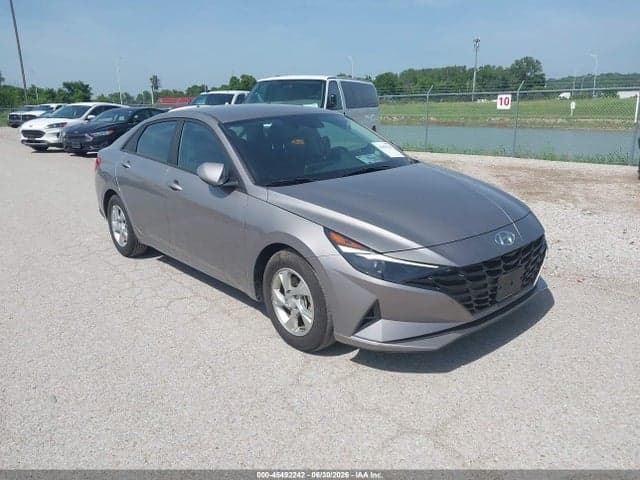 2023 HYUNDAI ELANTRA SE 1