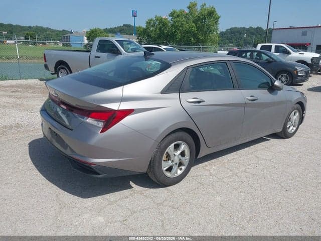 2023 HYUNDAI ELANTRA SE 4