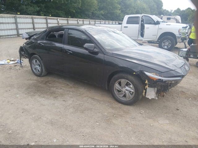 2026 HYUNDAI ELANTRA SE 1
