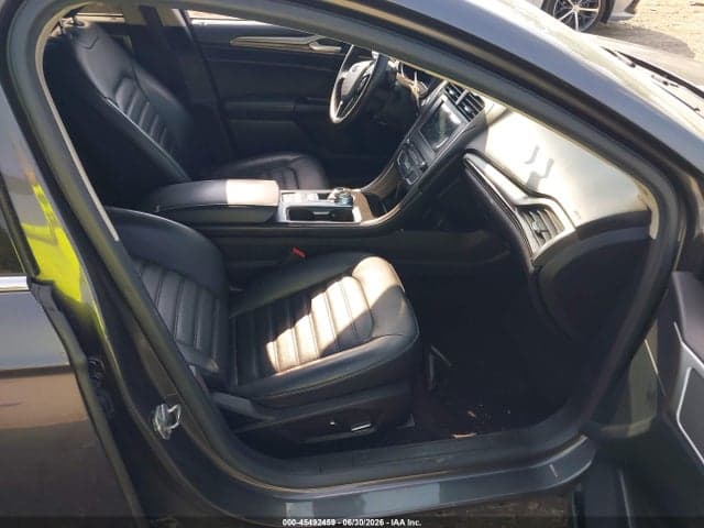 2017 FORD FUSION SE 5