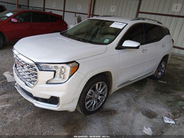 2022 GMC TERRAIN AWD DENALI 2