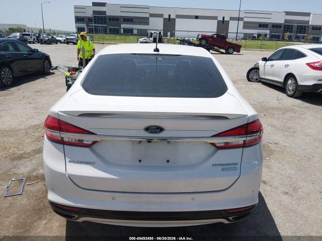 2017 FORD FUSION PLATINUM/TITANIUM 16