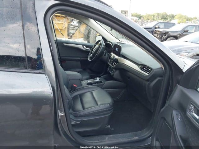 2020 FORD ESCAPE SEL 5