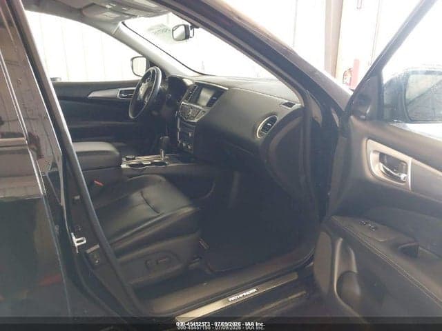 2018 NISSAN PATHFINDER SL 5