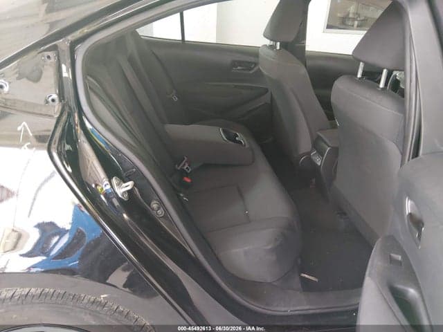 2025 TOYOTA COROLLA LE 8