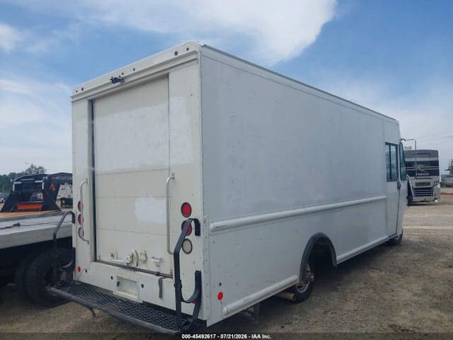 2019 FORD E-450 STRIPPED 4