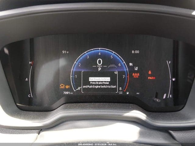 2026 TOYOTA COROLLA CROSS LE 7