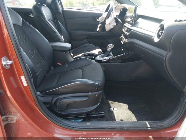 2023 KIA FORTE GT-LINE 5