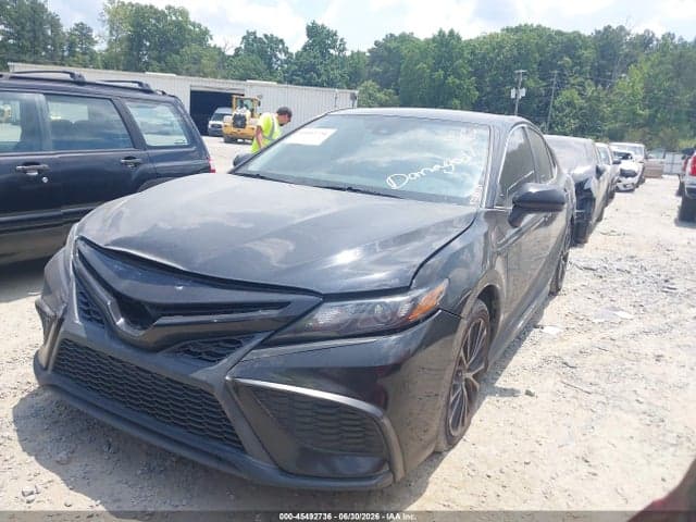 2021 TOYOTA CAMRY SE 2