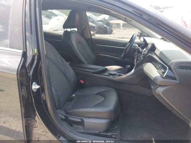 2021 TOYOTA CAMRY SE 5