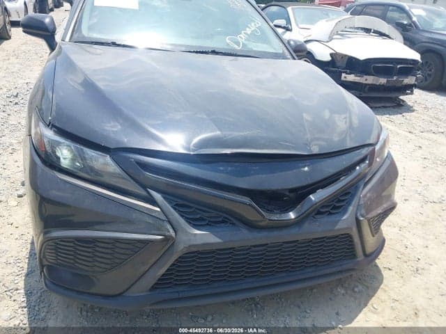 2021 TOYOTA CAMRY SE 6