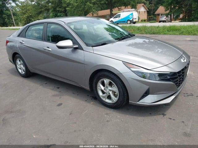 2023 HYUNDAI ELANTRA SE 1