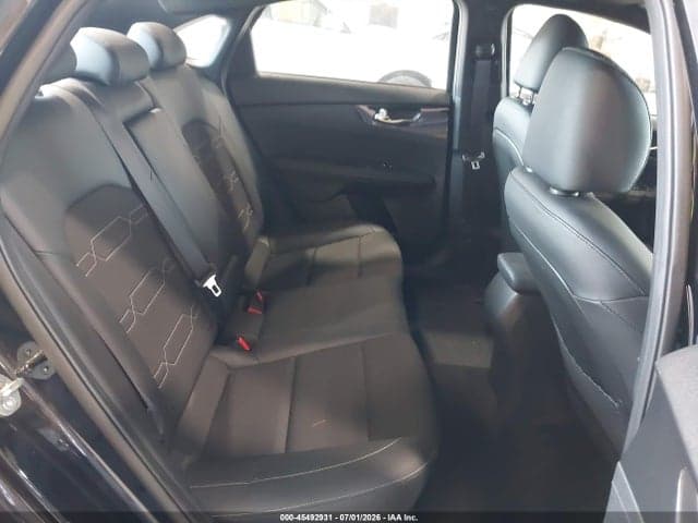 2024 KIA FORTE GT-LINE 8