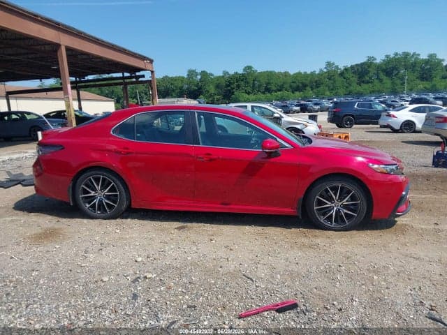 2021 TOYOTA CAMRY SE AWD 13