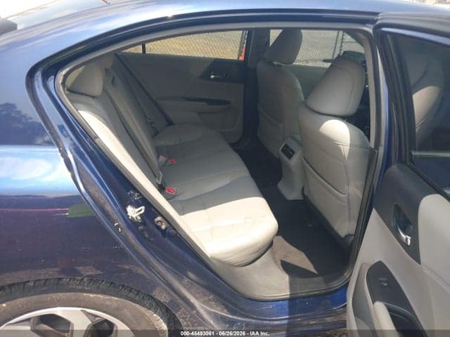 2017 HONDA ACCORD EX-L 8